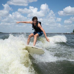 Meet your Posher, Saxton